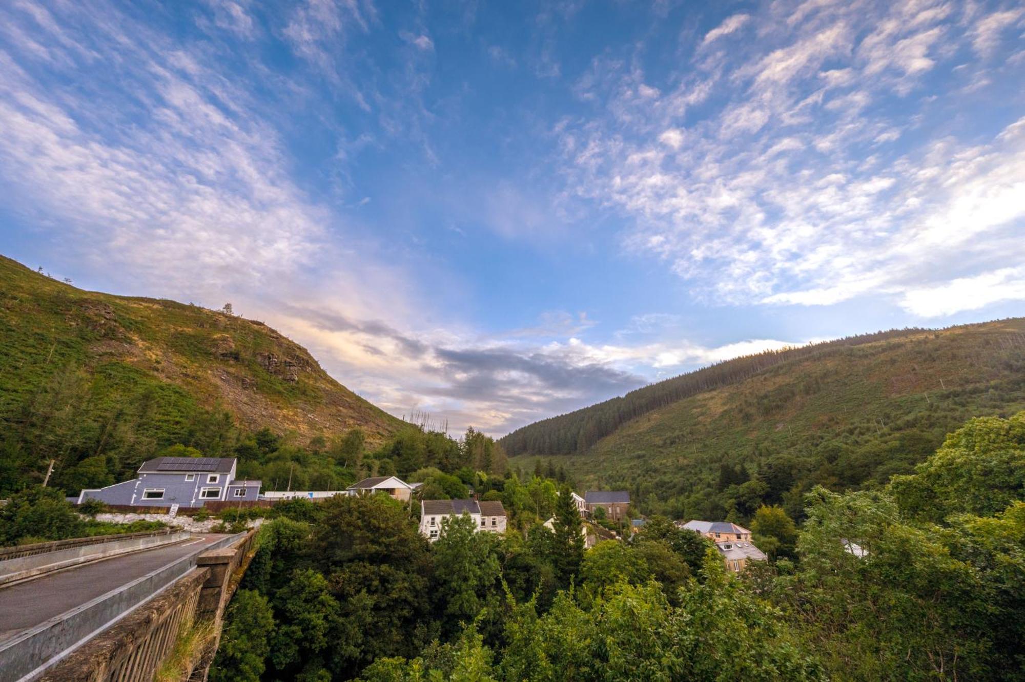 Afan Forest Retreat Cozy Getaway, Pet Friendly Cymmer Exterior photo